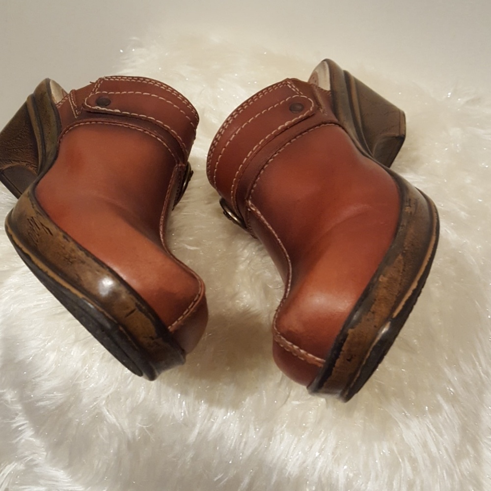 Bass Clogs. - Picture 6 of 8